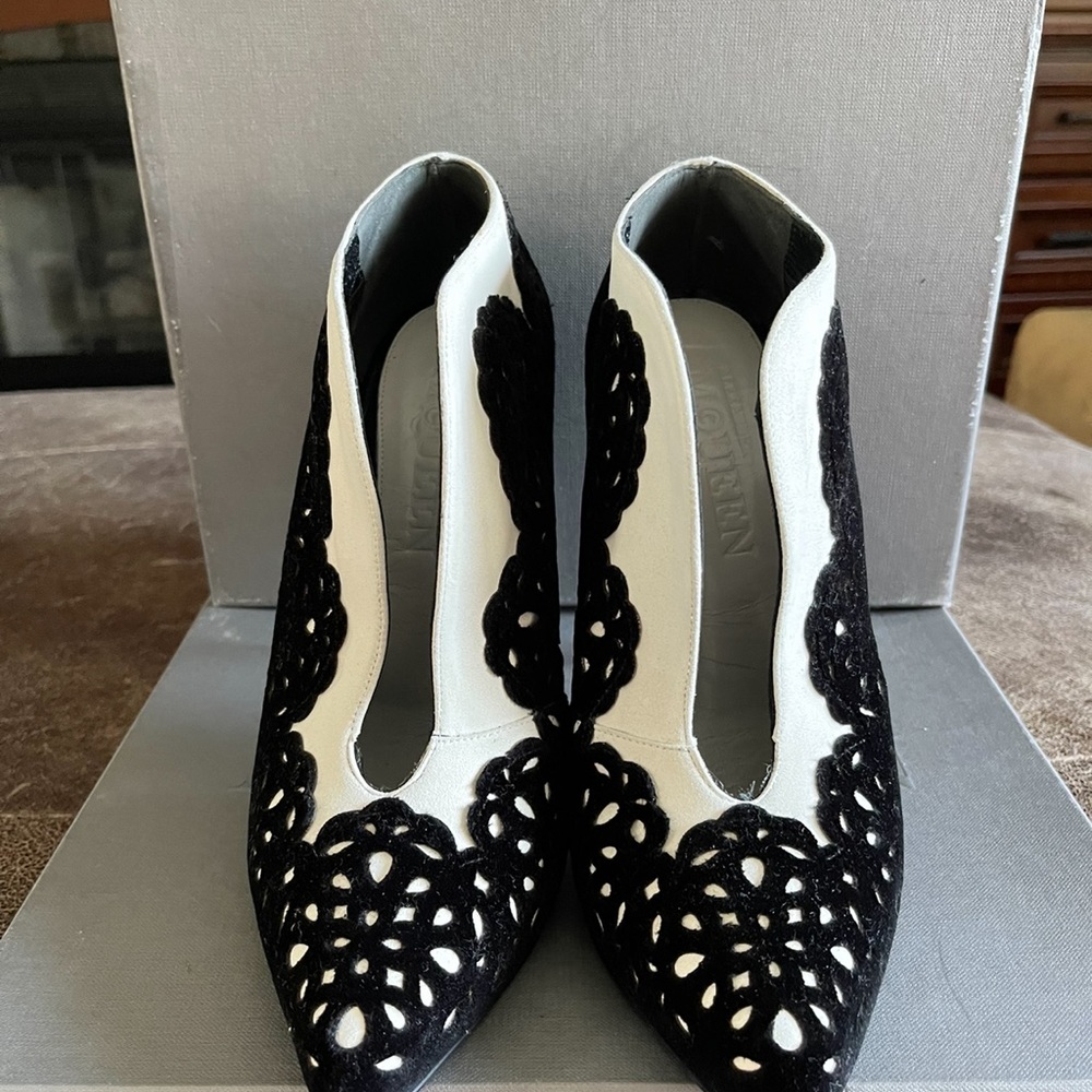 Alexander McQueen ofelia booties 11.5cm heel with  original box